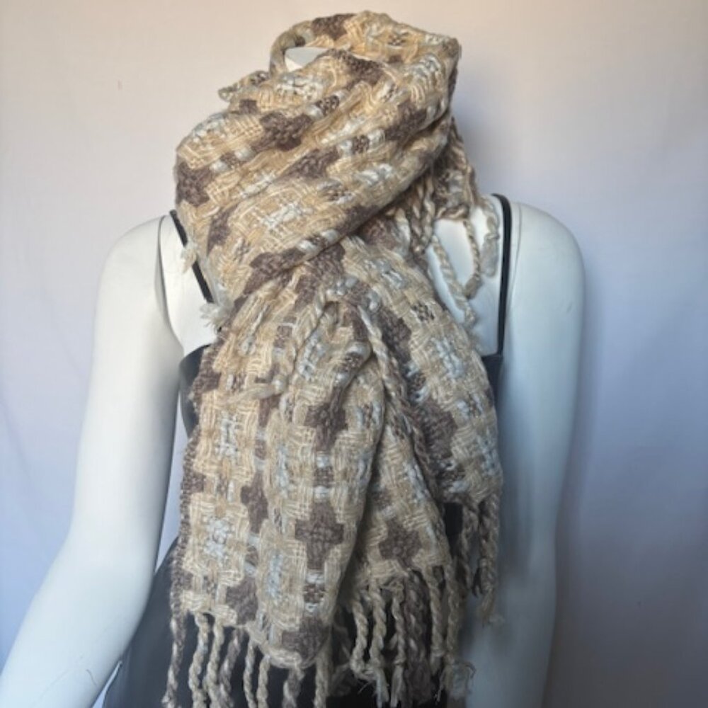 Cozy Chic Chunky Knit Scarf – Brown & Cream Plaid